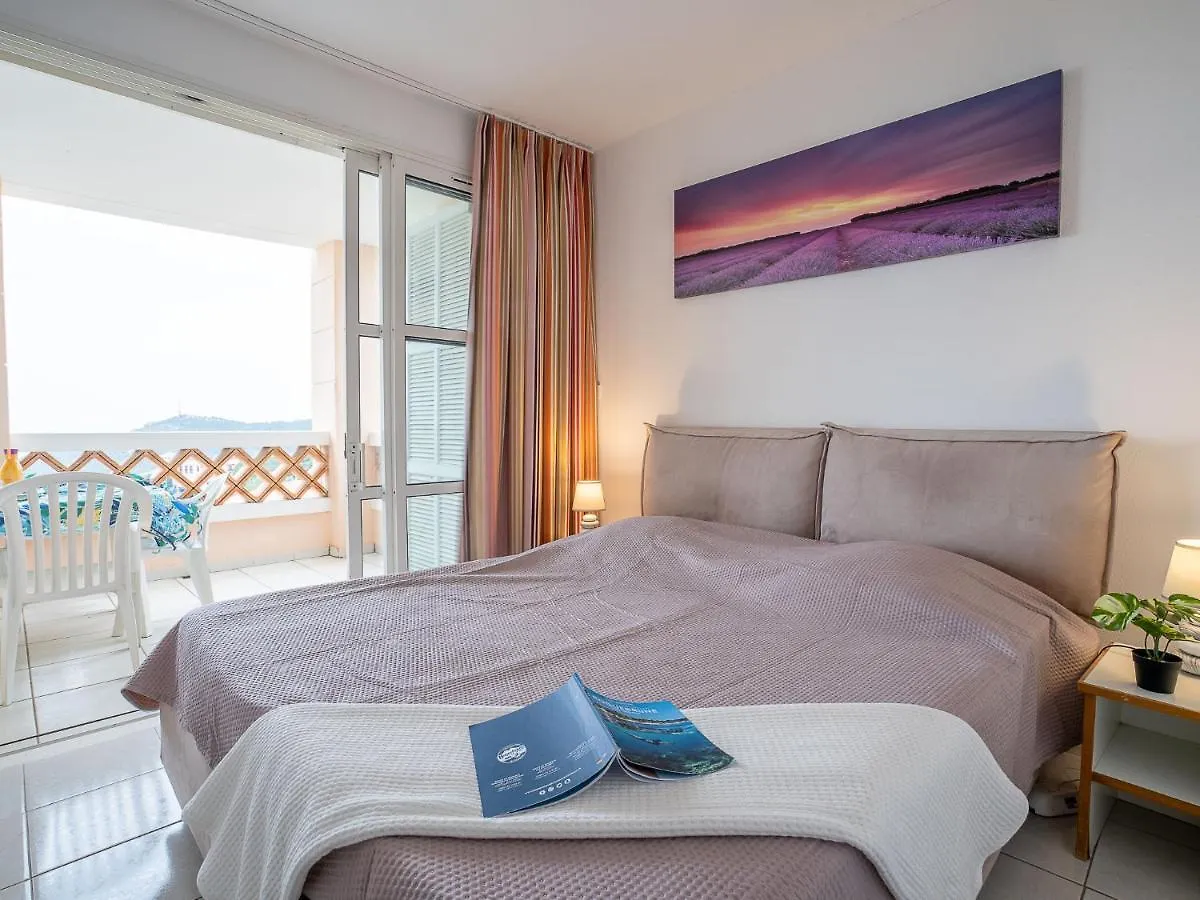 Apartment Village Cap Esterel - Les Bastides-4 By Interhome Saint-Raphaël